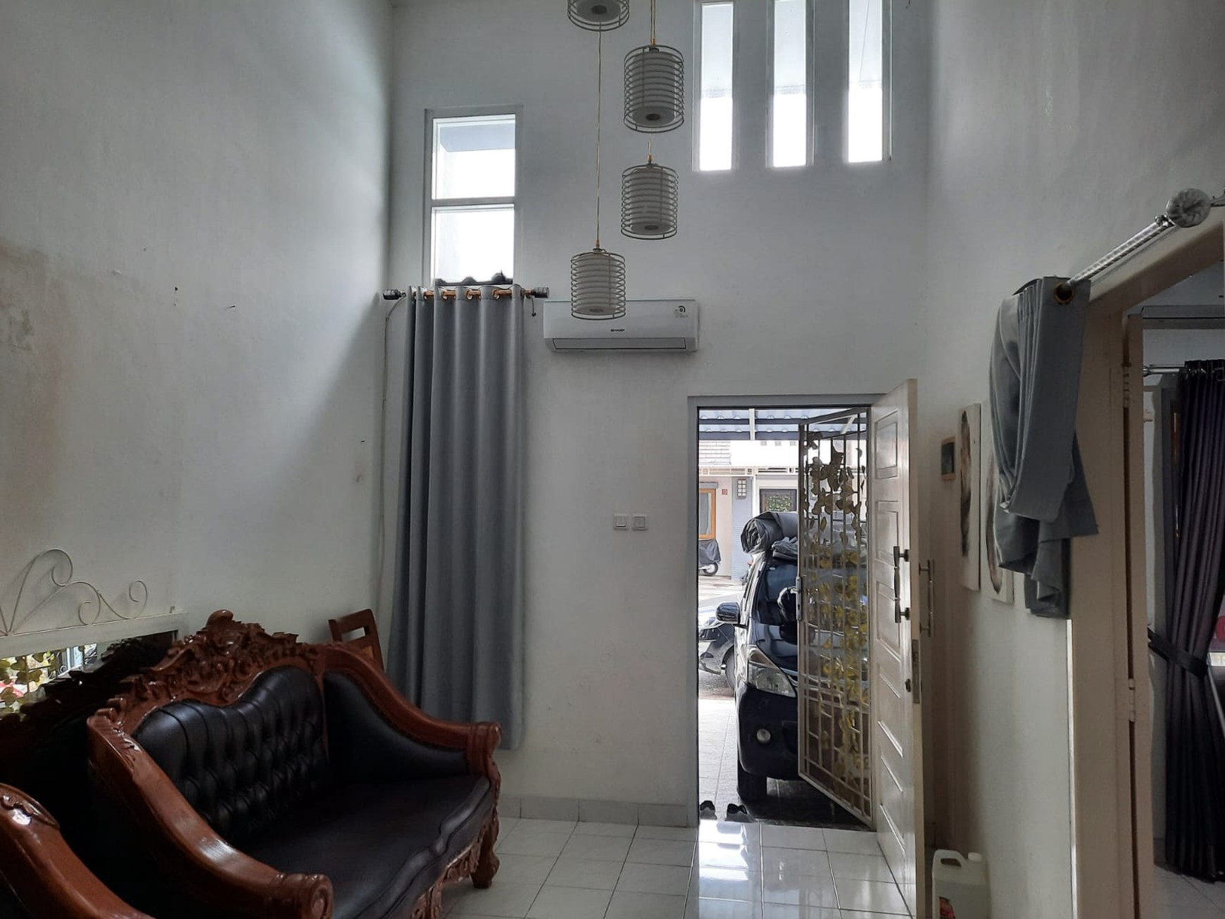 Rumah 2 Lantai di Summer Festival Grand Wisata