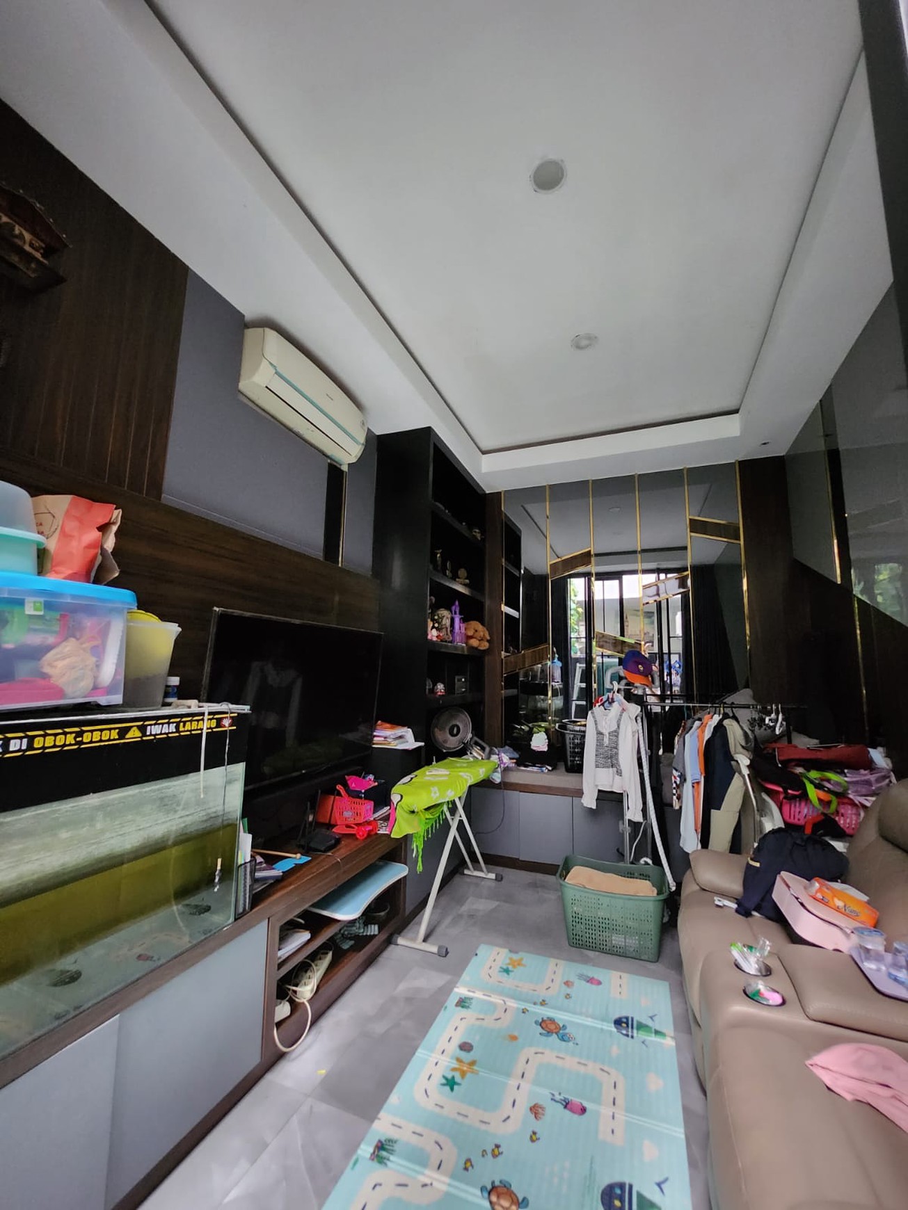 Dijual Rumah  FULL FURNISHED Royal Residence ( Wiyung - Surabaya Barat )   Modern Minimalis 2 Lantai