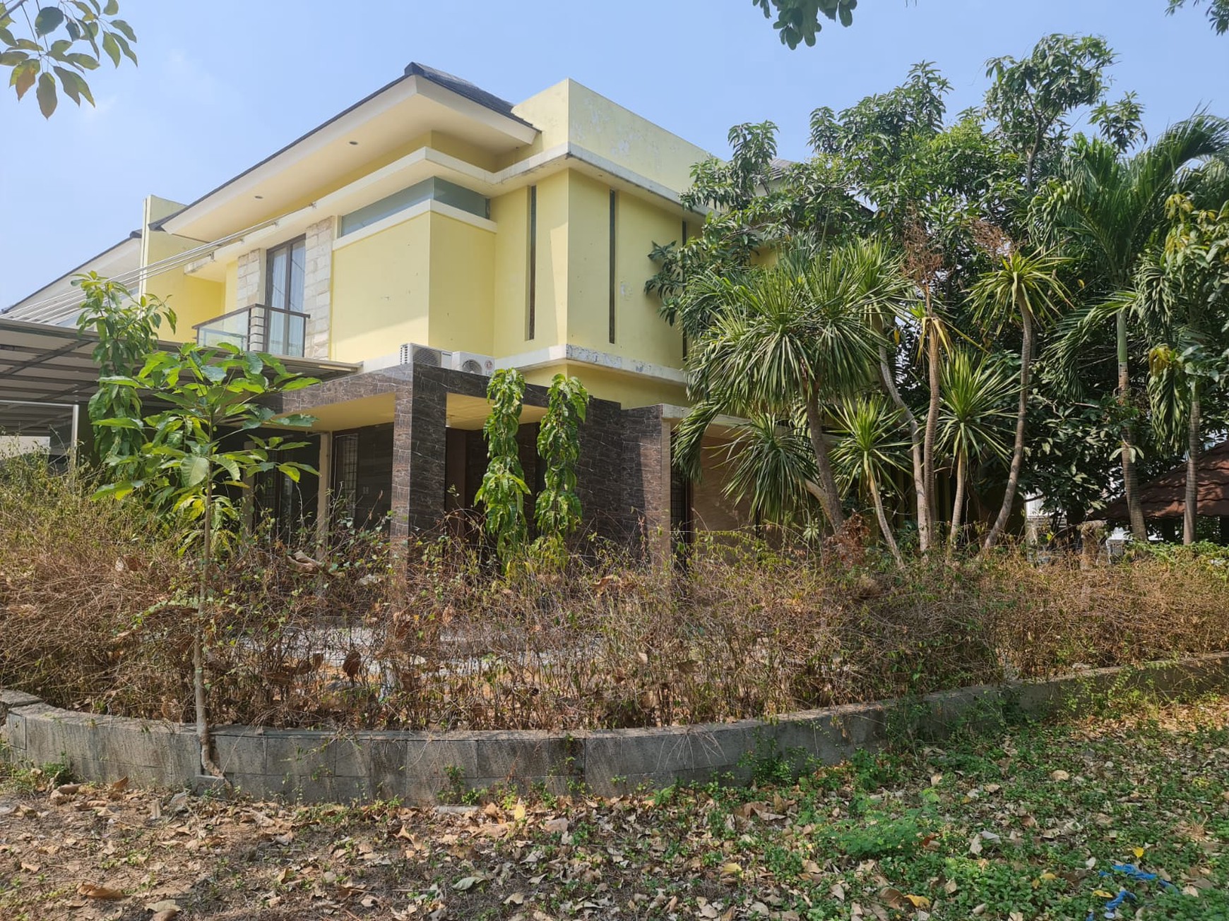 Murah polll guys!!!  TURUN HARGA !!  RUMAH HOOK  2 LANTAI MINIMALIS HOOK "ROYAL RESIDENCE CLUSTER  MONTICELO