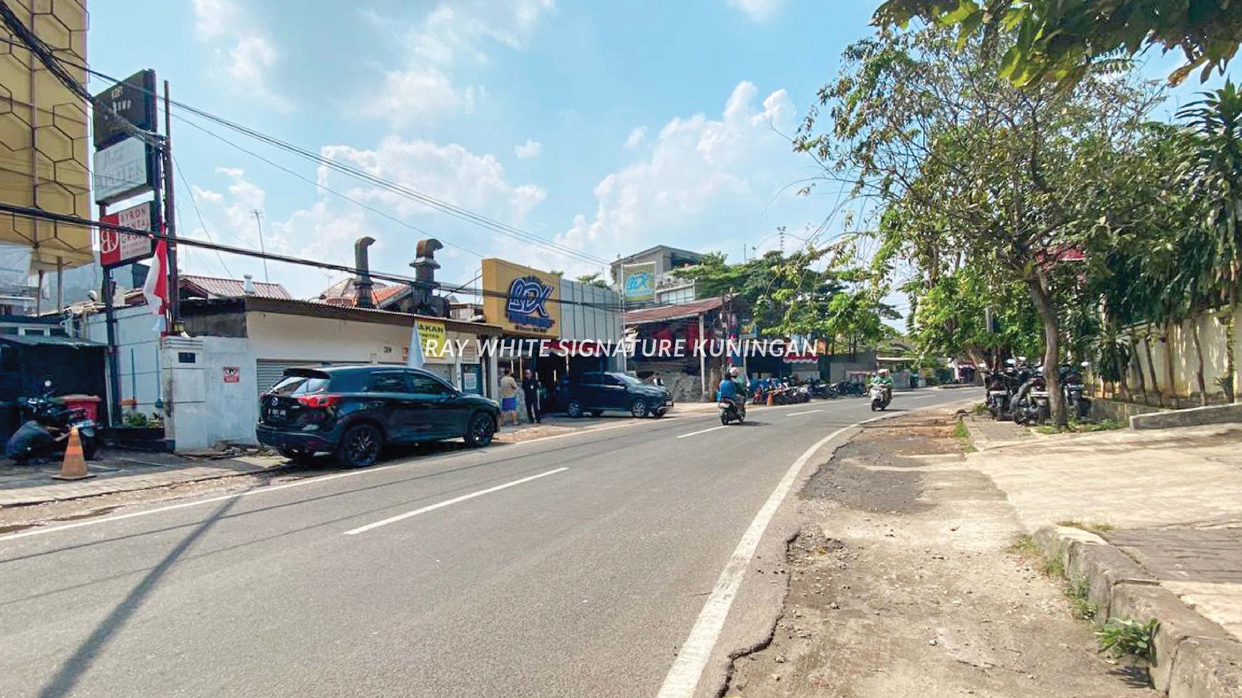 Dijual Gedung Graha AUG Lokasi Bagus di Tebet