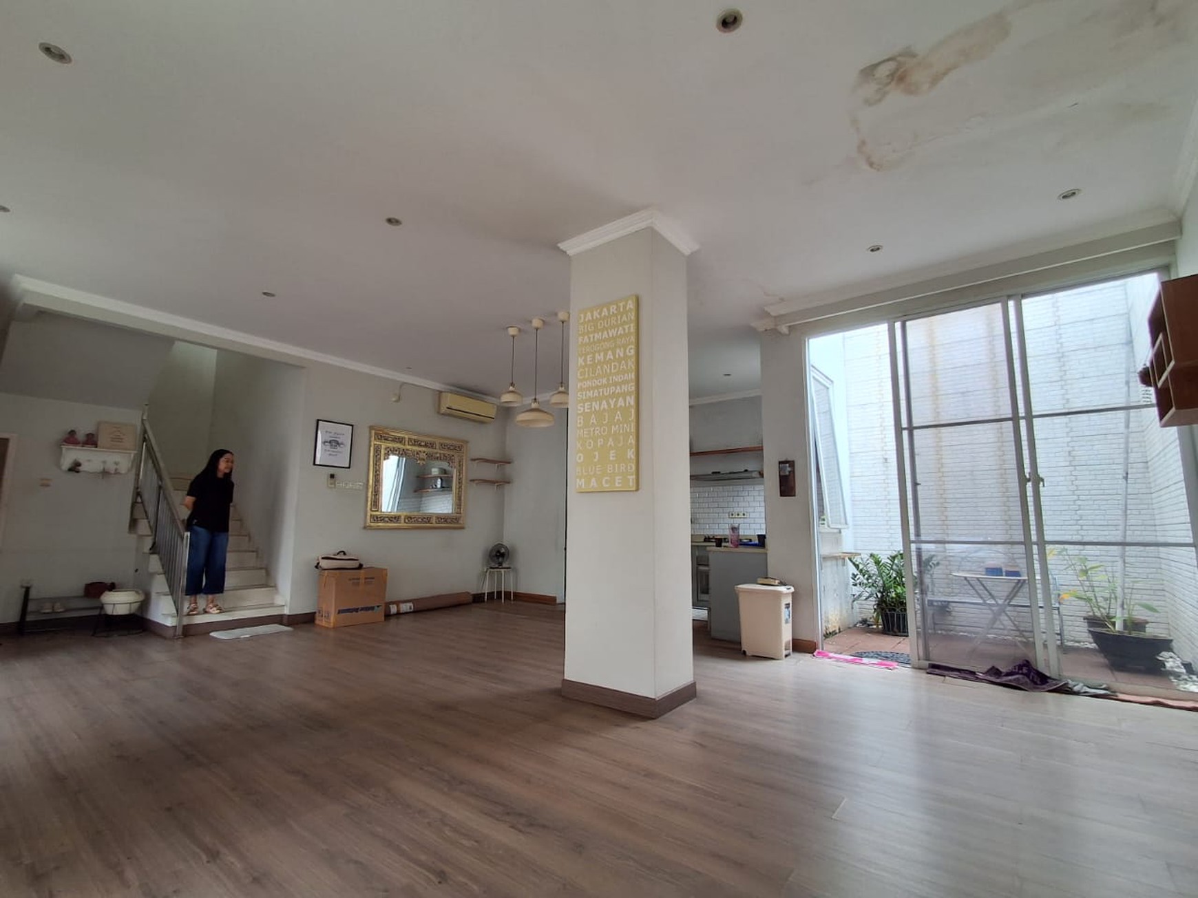 Rumah Hitung Tanah Area Cipete