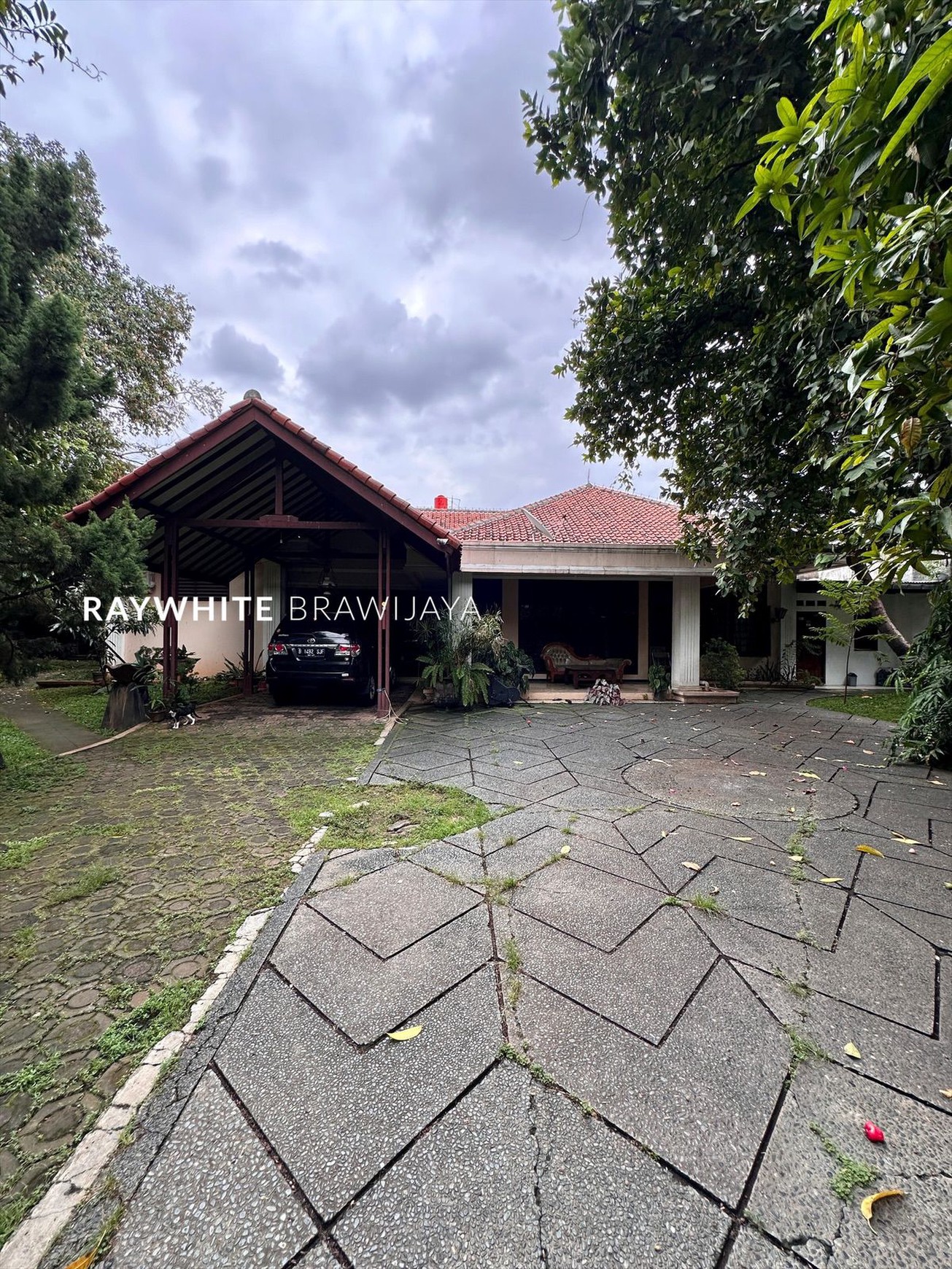 Rumah Hitung Tanah Area Cipete