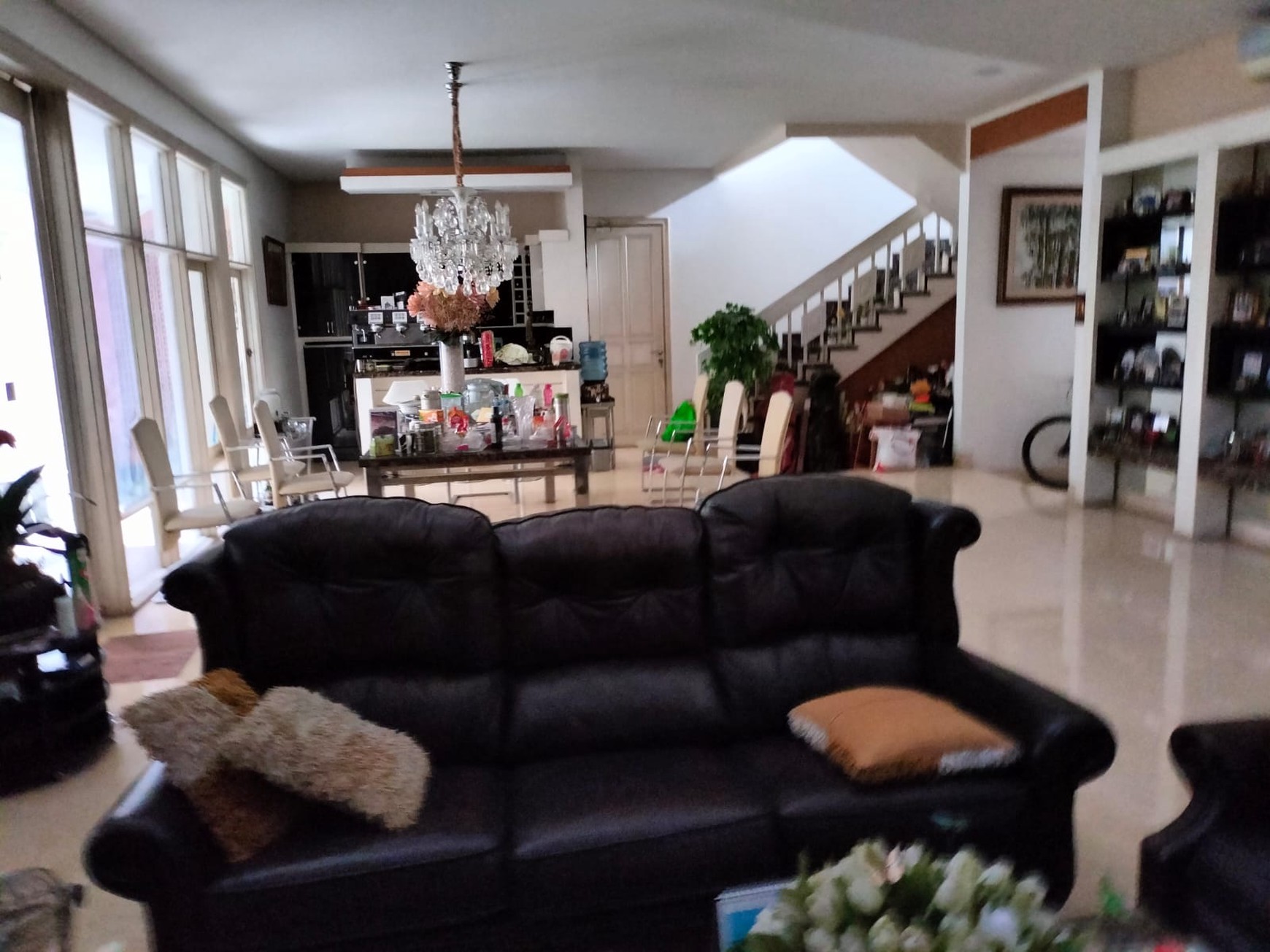 Rumah Lama Layak Huni daerah Strategis Pondok Indah 