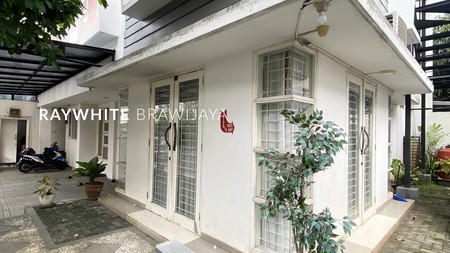 Turun Harga - Rumah Bangunan 3 Lantai Area Pondok Indah