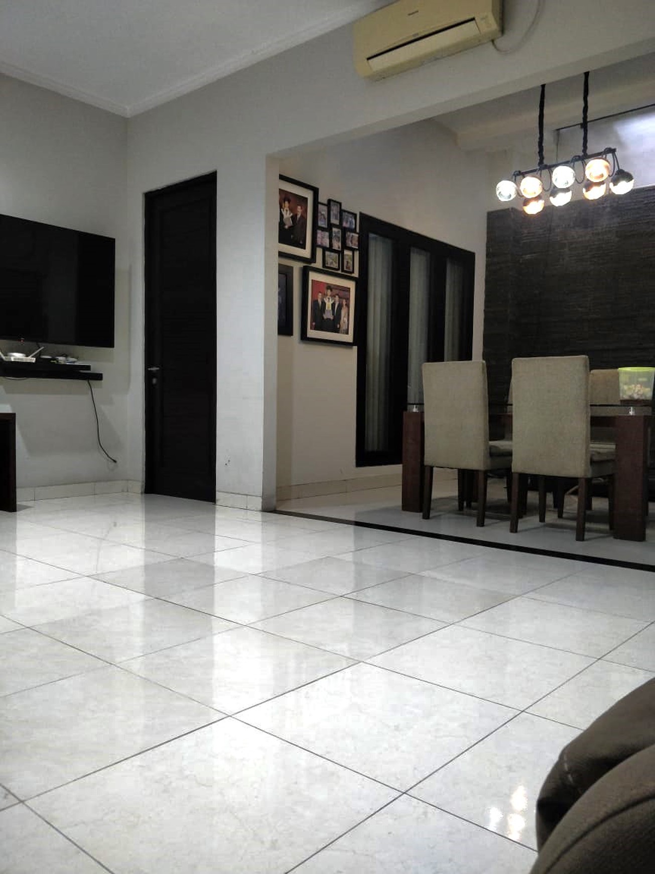Rumah 2 Lantai SHM Siap Huni KT 3+1 KM 3+1 @Bintaro Sektor 9.