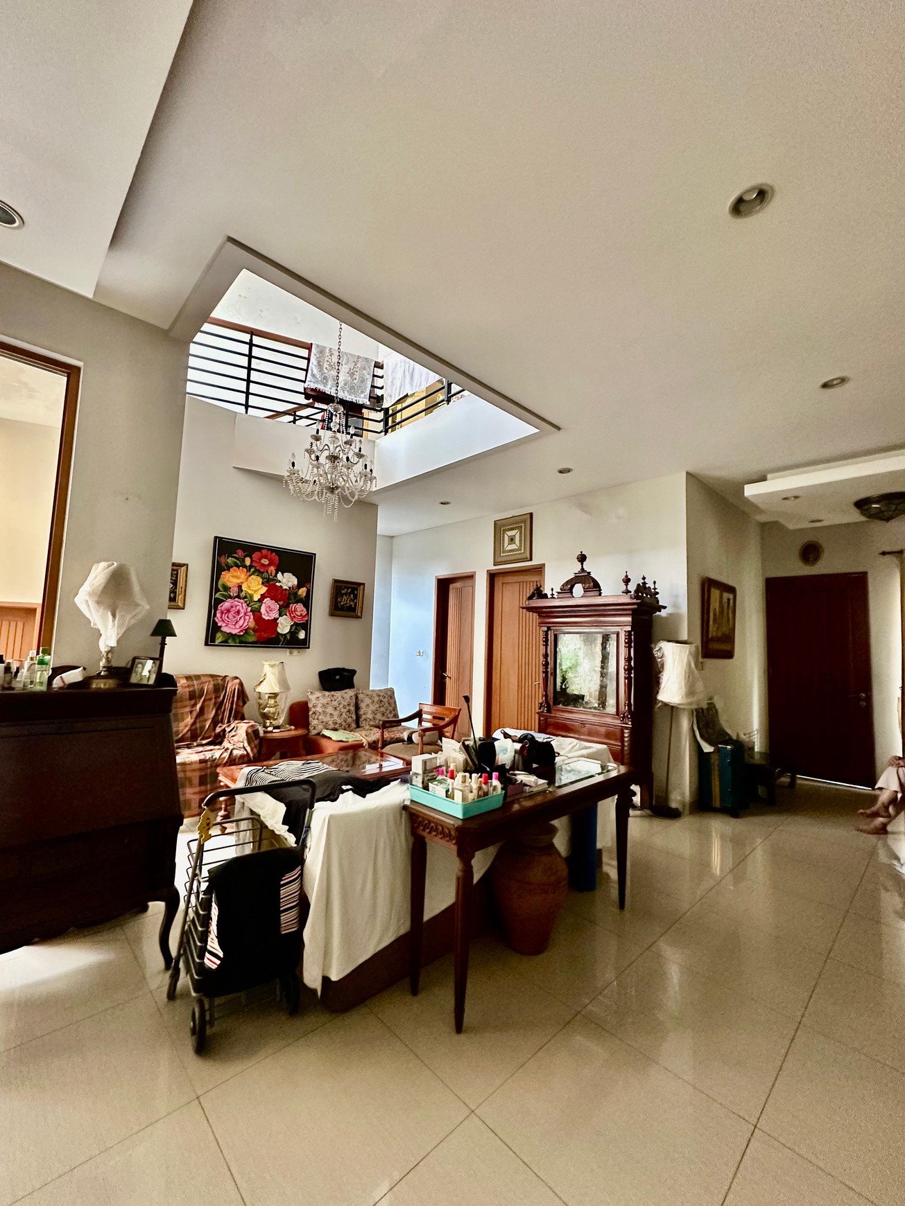 Rumah di Bintaro Dalam Cluster SHM dengan KT 4+1 KM 3+1, 2 Lantai SHM