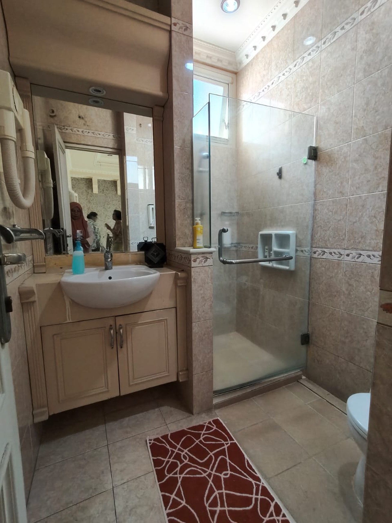 Dijual Cepat Rumah Asri & Ekslusif di Laguna Regency Pakuwon City