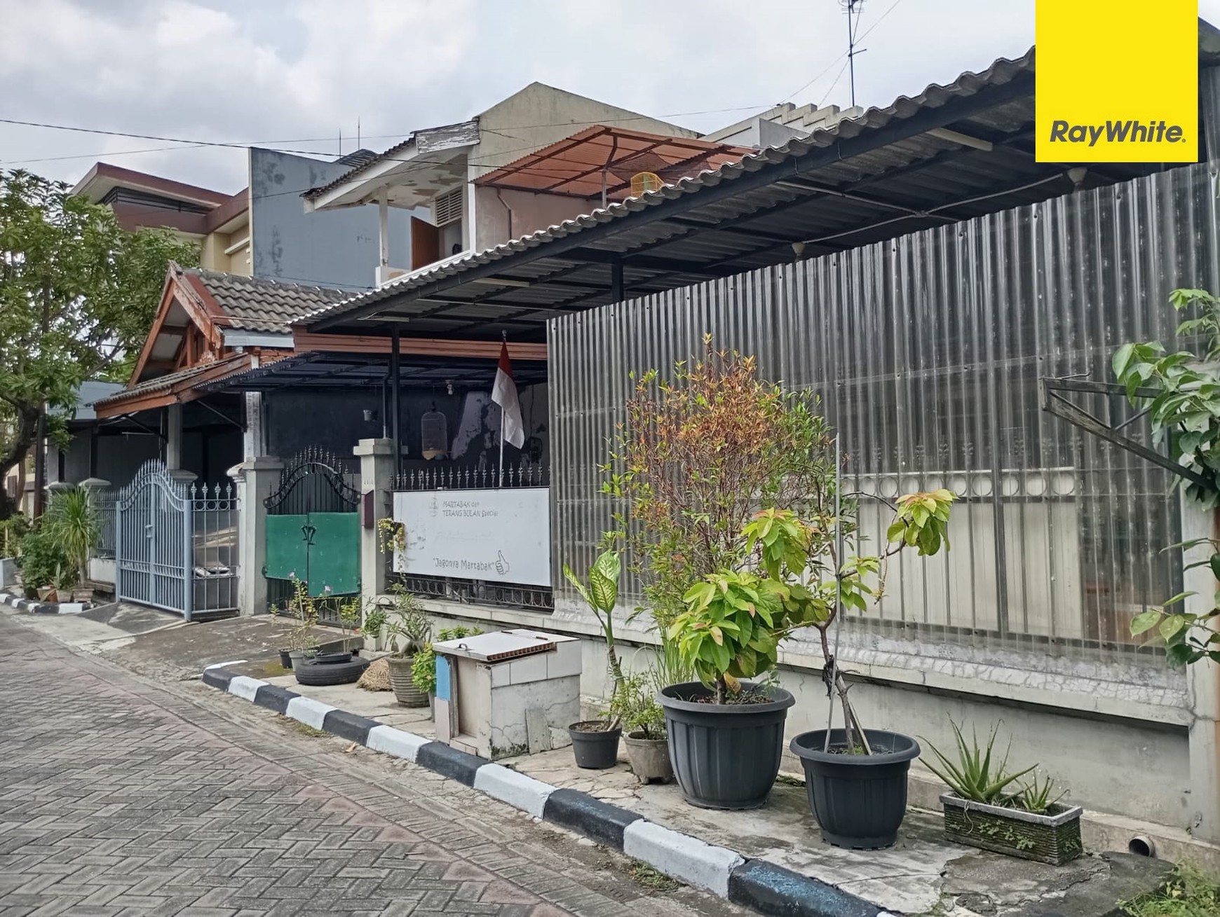 Dijual Rumah 2 lantai di Rungkut Mapan Tengah Surabaya