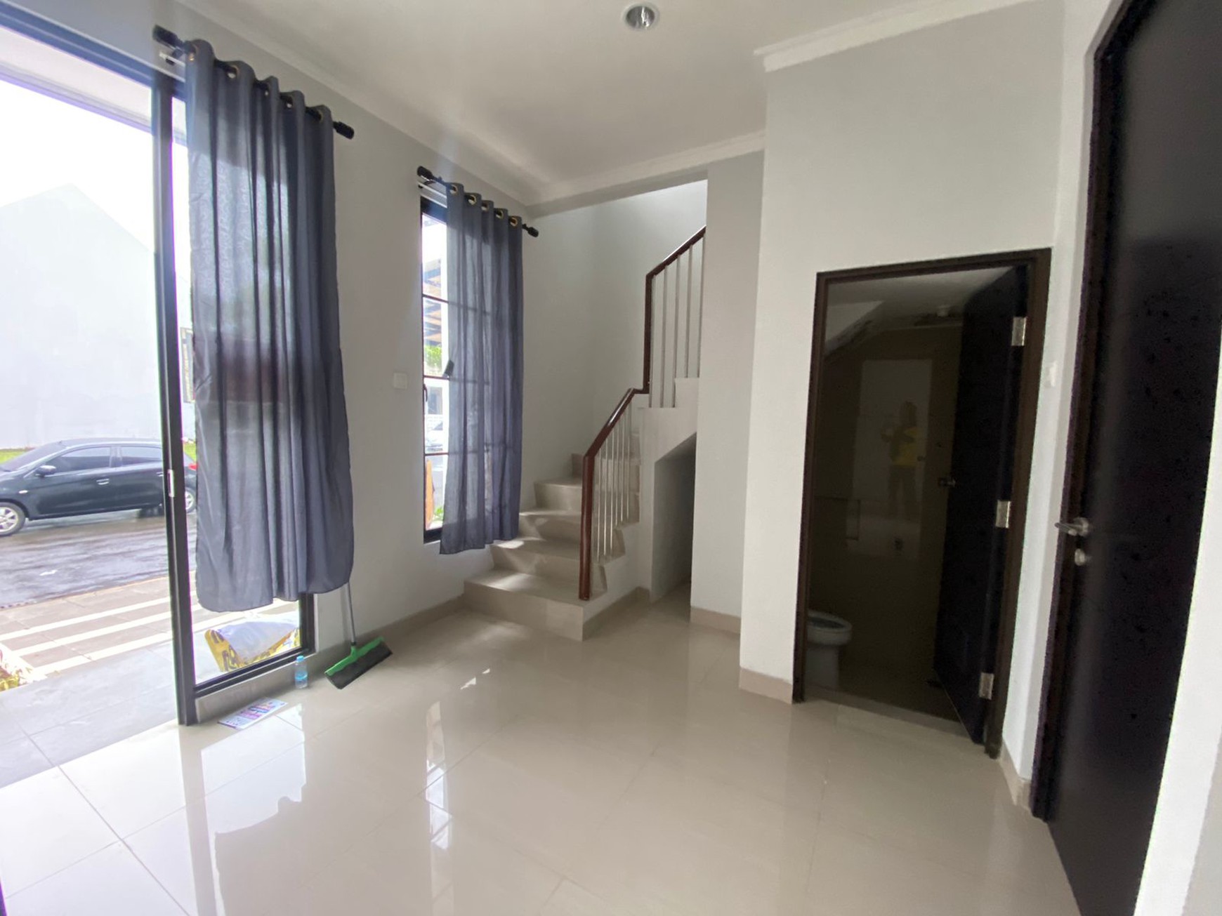 RUMAH CANTIK MINIMALIS 2 LANTAI DI CITRALAND CIBUBUR