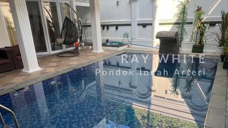 Dijual Rumah Mewah  Bukit Golf Hijau Sentul City ada pool, lapangan basket 