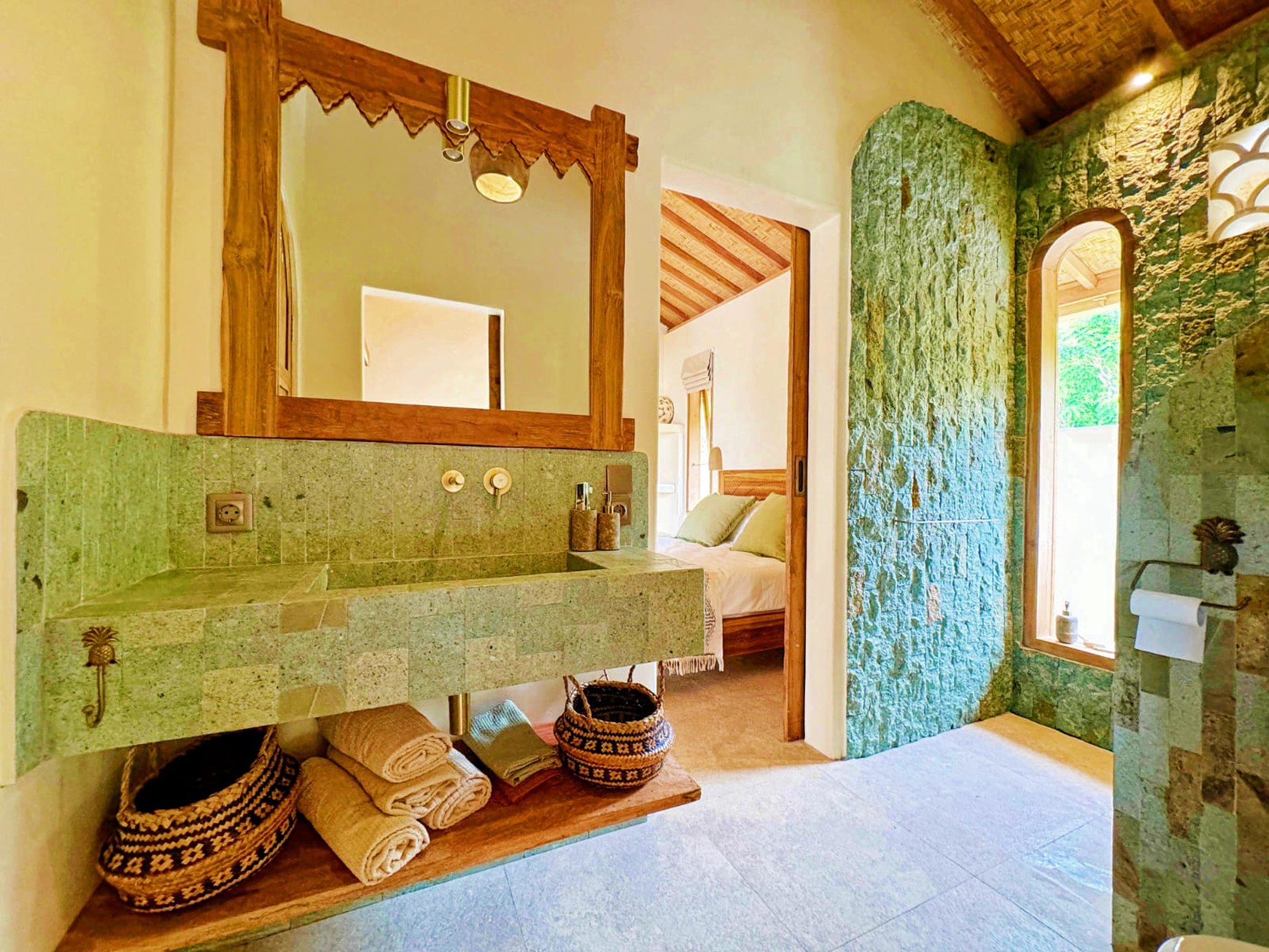Peaceful Jungle-View Villa in Kulat, Pecatu
