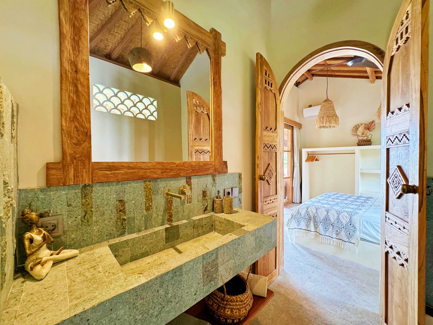 Peaceful Jungle-View Villa in Kulat, Pecatu