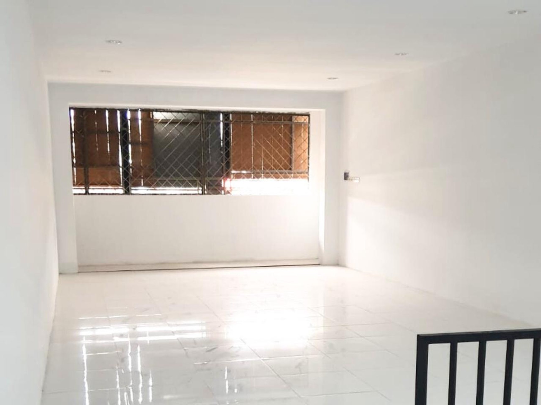 Ruko 3 Lantai Dijual/ Disewa di Tebet Jaksel