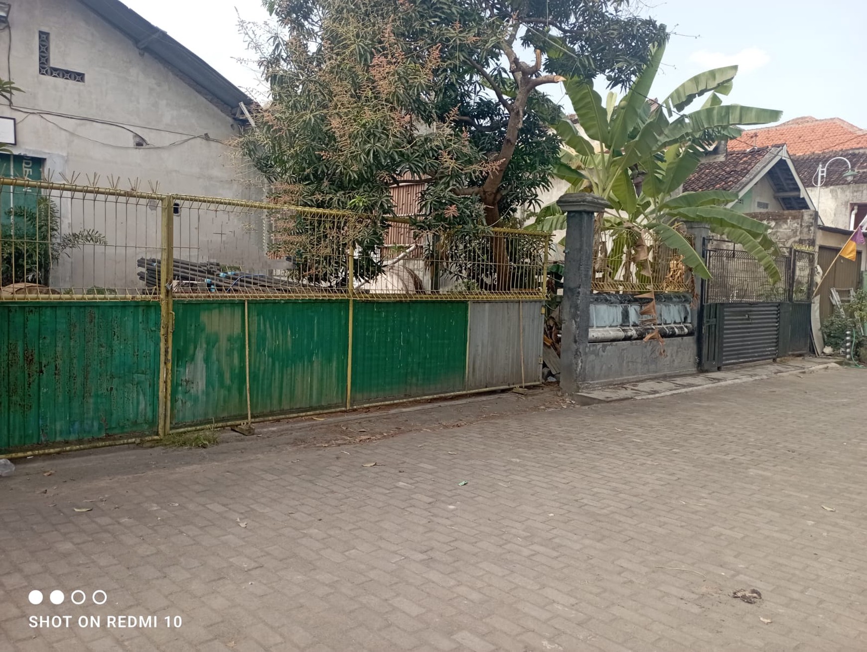 Tanah Dan Bangunan Cocok Untuk Gudang Dekat SMKN 2 Kasihan, Bantul