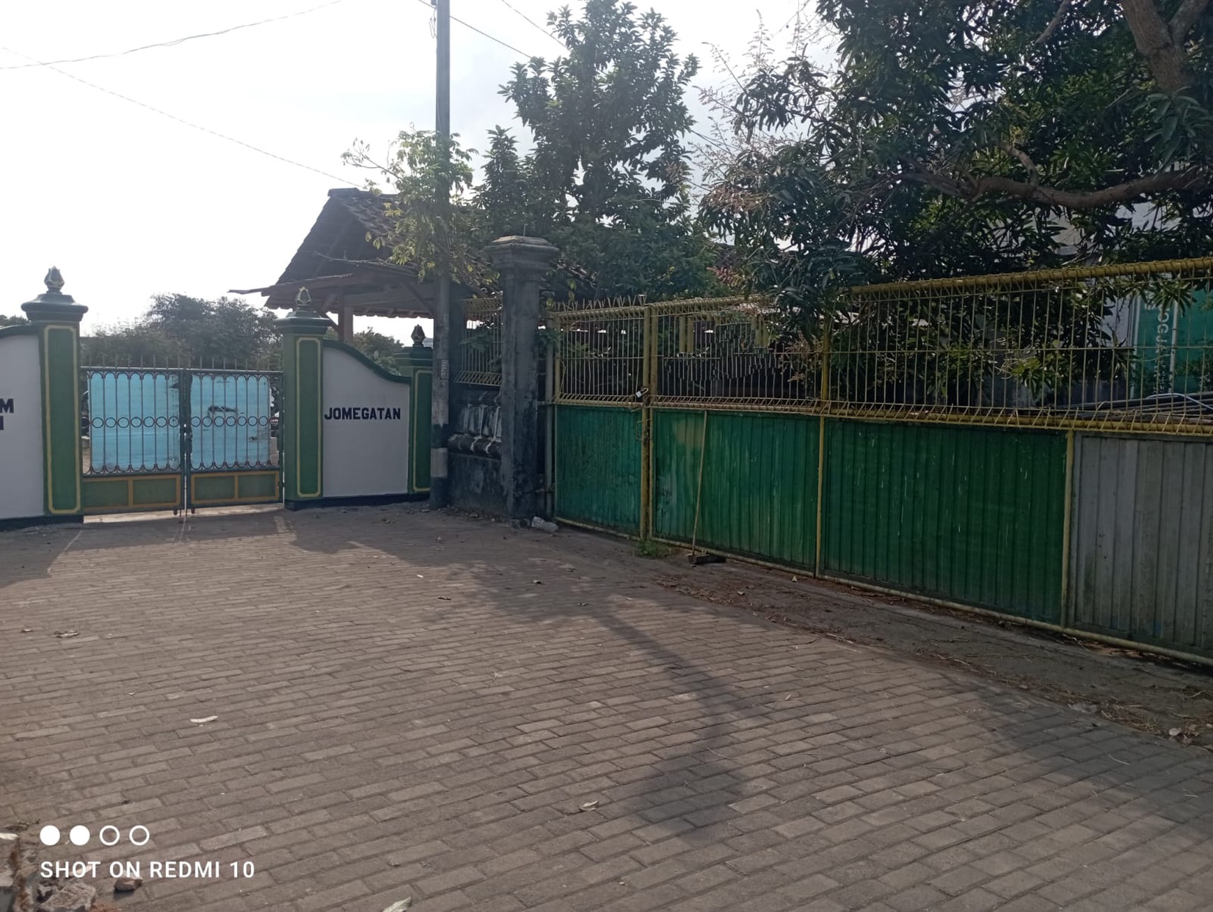 Tanah Dan Bangunan Cocok Untuk Gudang Dekat SMKN 2 Kasihan, Bantul