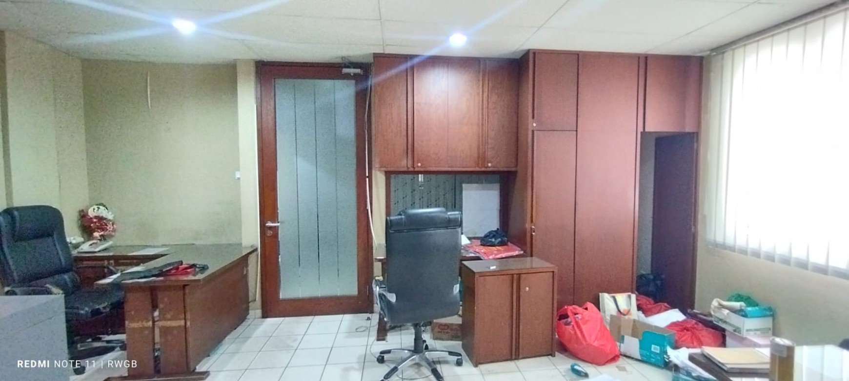 Disewakan ruko di Golden Boulevard - BSD City Tangerang Selatan