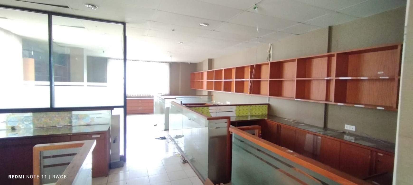 Disewakan ruko di Golden Boulevard - BSD City Tangerang Selatan