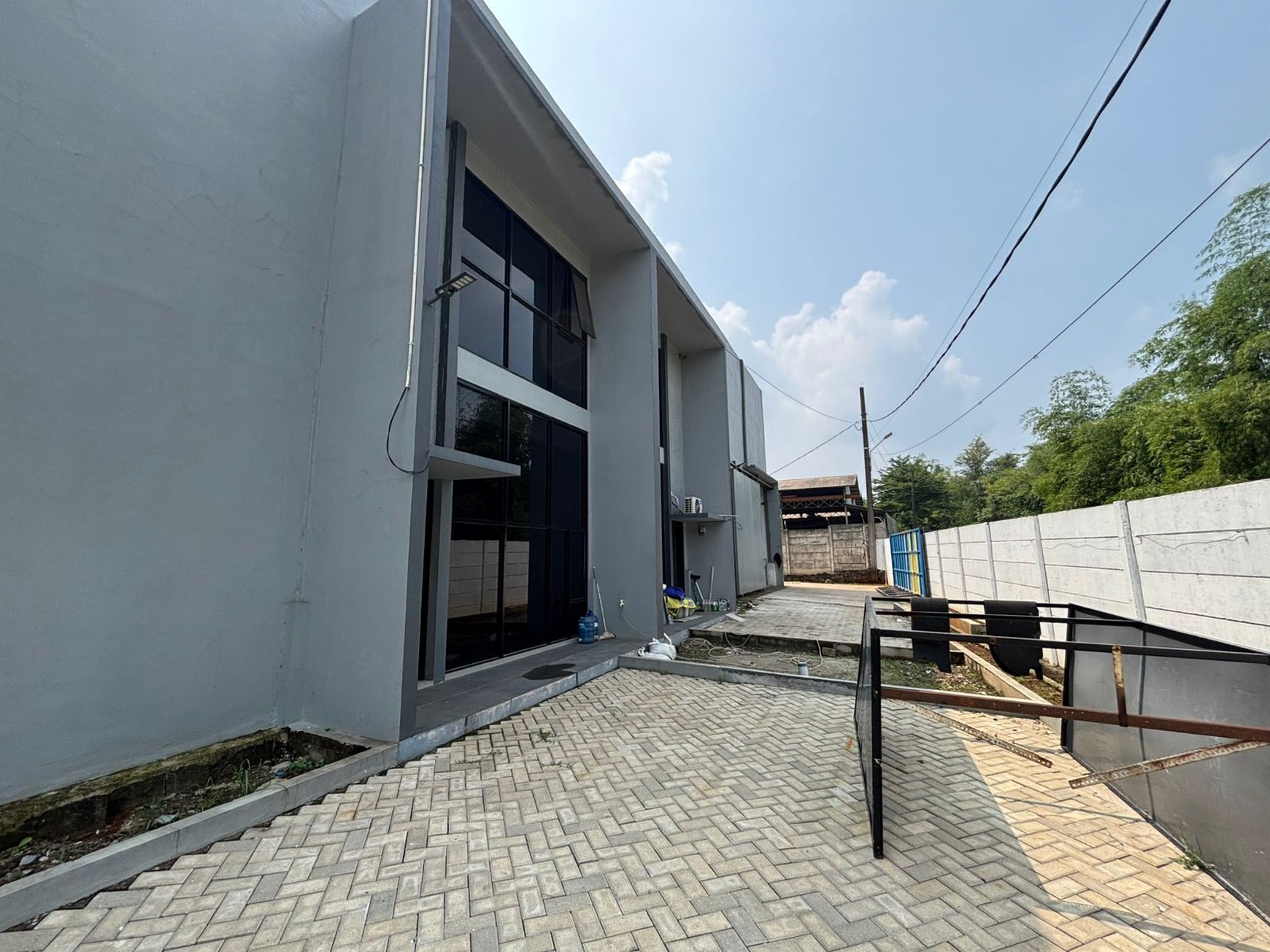 Disewakan Gudang Gandeng di daerah Gunung Sindur Bogor Lokasi Strategis