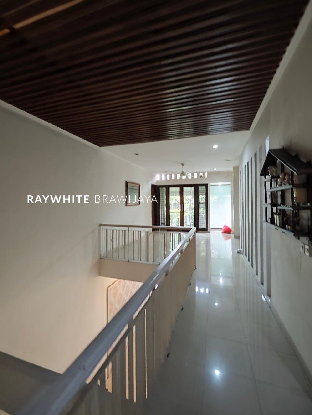Rumah Dalam Perumahan Lokasi Strategis Area Kebayoran Baru