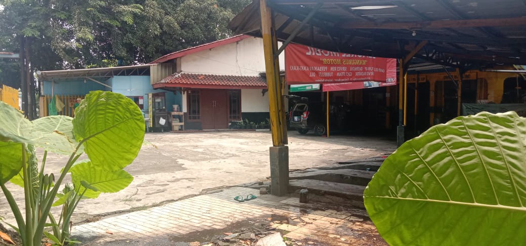 DJUAL Rumah dan Ruang usaha Jln Raya.TB.Simatupang Jakarta Selatan