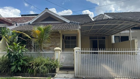 Rumah Bersih di Bintaro Sektor 2, sudah SHM 2 Lantai dengan KT 3+1 KM 2+1