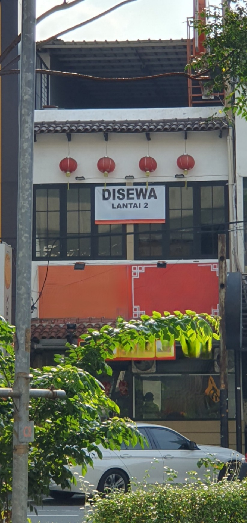 Ruko sewa lantai 2 saja, Boulevard Raya, Kelapa Gading Luas 4,5x15m2