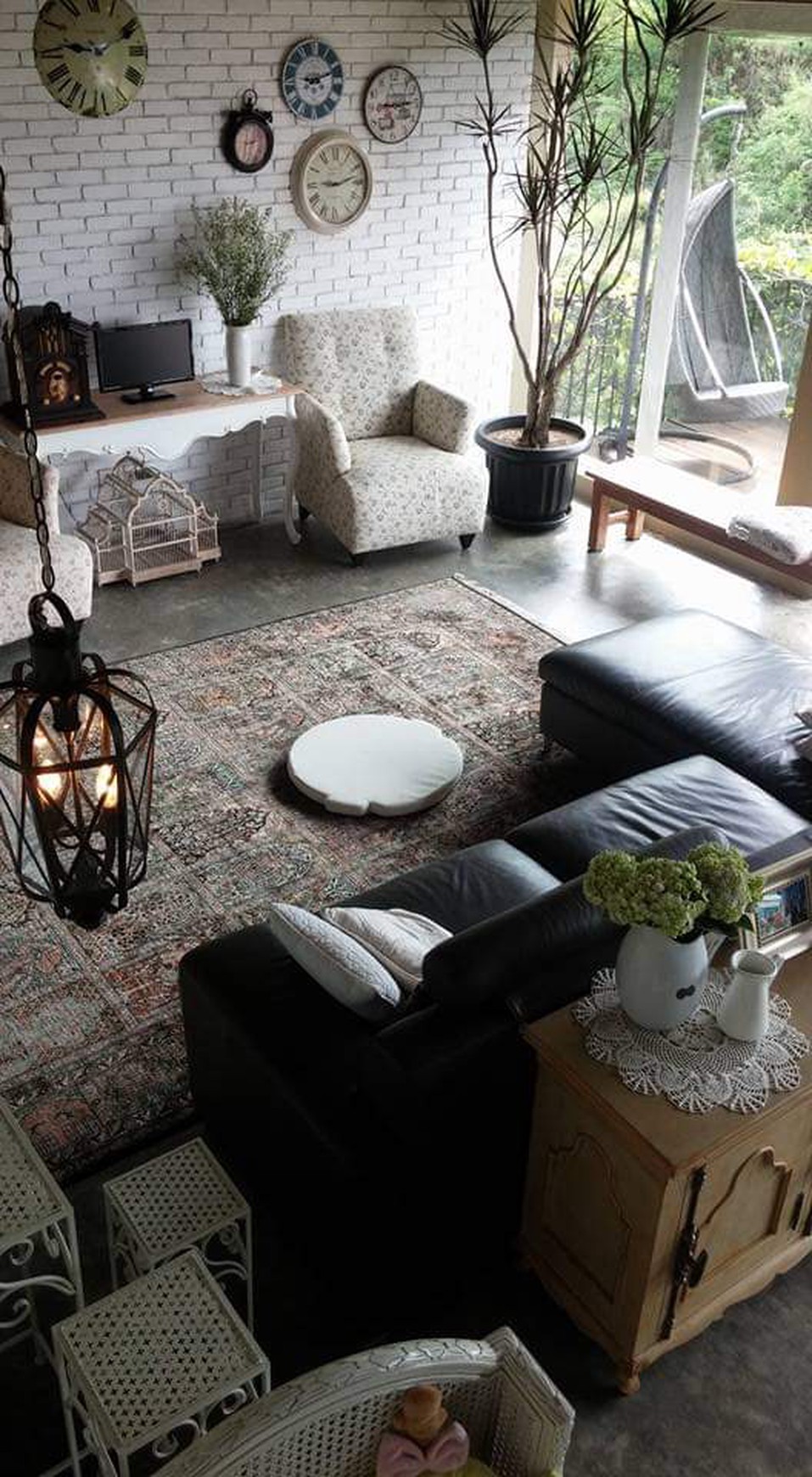 DIJUAL RUMAH VILLA CANTIK 2LT, GAYA EROPA DI VILLA DAGO PAKAR, BANDUNG