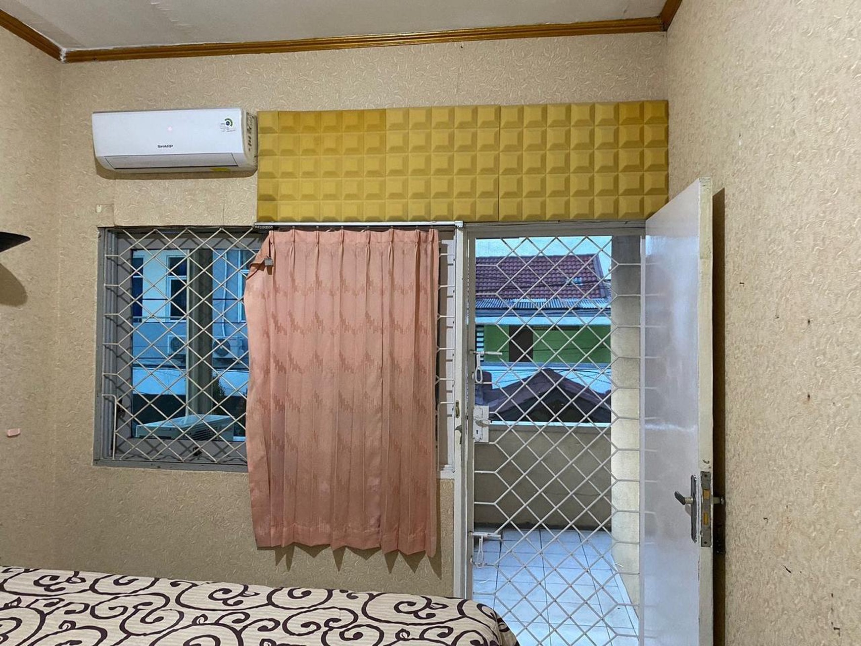 Dijual Rumah Kondisi Siap Huni Di Kota Harapan Indah