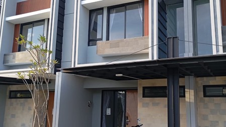 Rumah Brand New dlam Cluster, kemanan 24 Jam di Tangerang