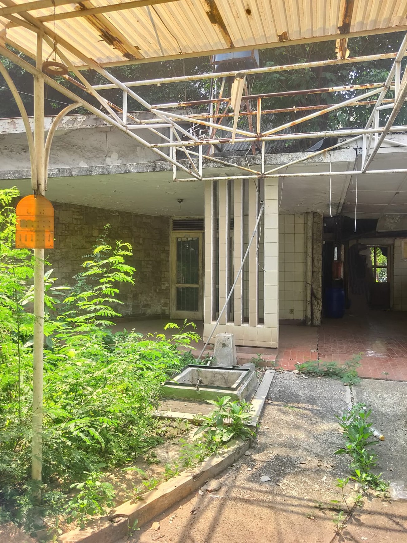 Rumah Hitung Tanah di Bawah NJOP Di Jalan Raya Prapanca Kebayoran Baru