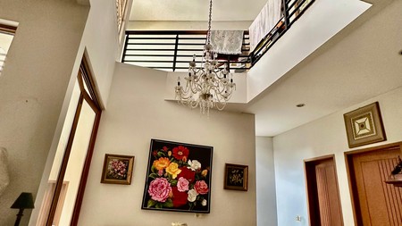 Rumah di Bintaro Dalam Cluster SHM dengan KT 4+1 KM 3+1, 2 Lantai SHM
