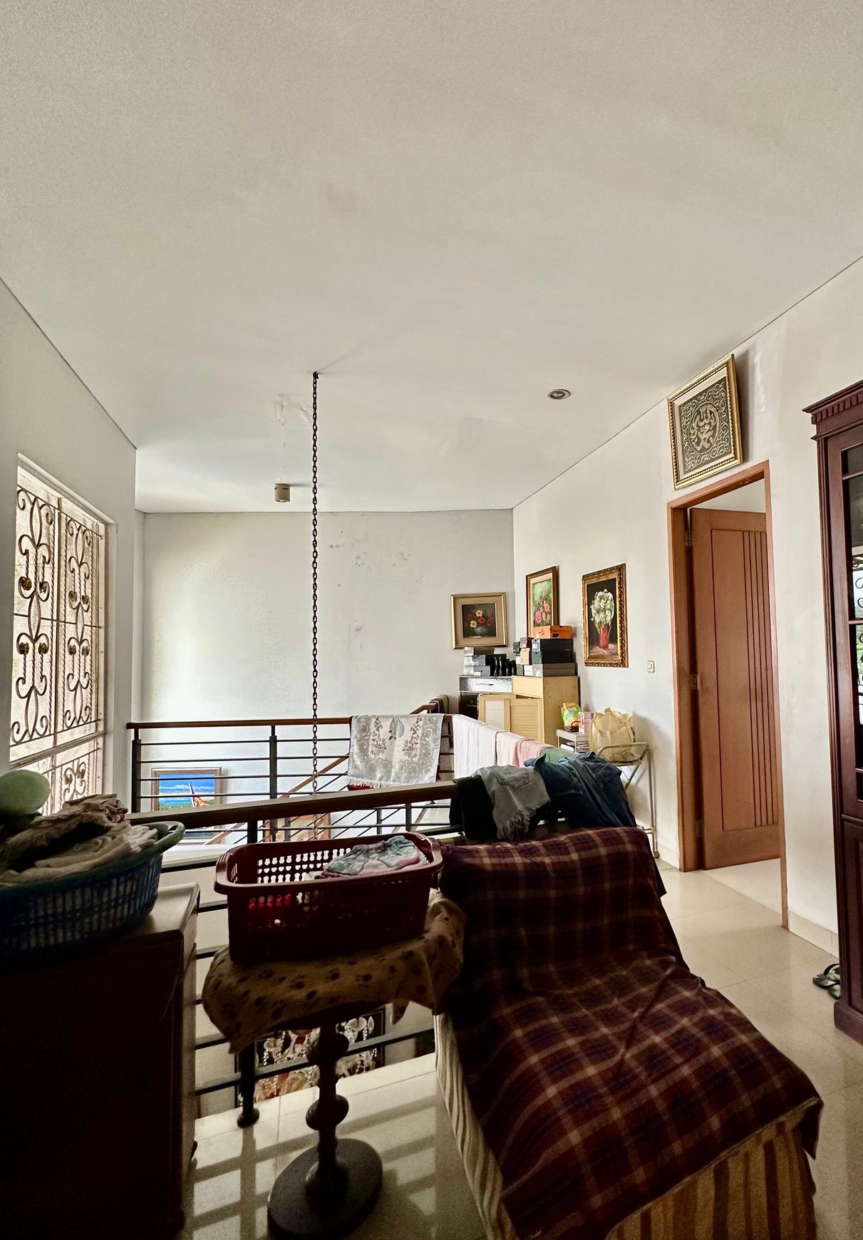 Rumah di Bintaro Dalam Cluster SHM dengan KT 4+1 KM 3+1, 2 Lantai SHM