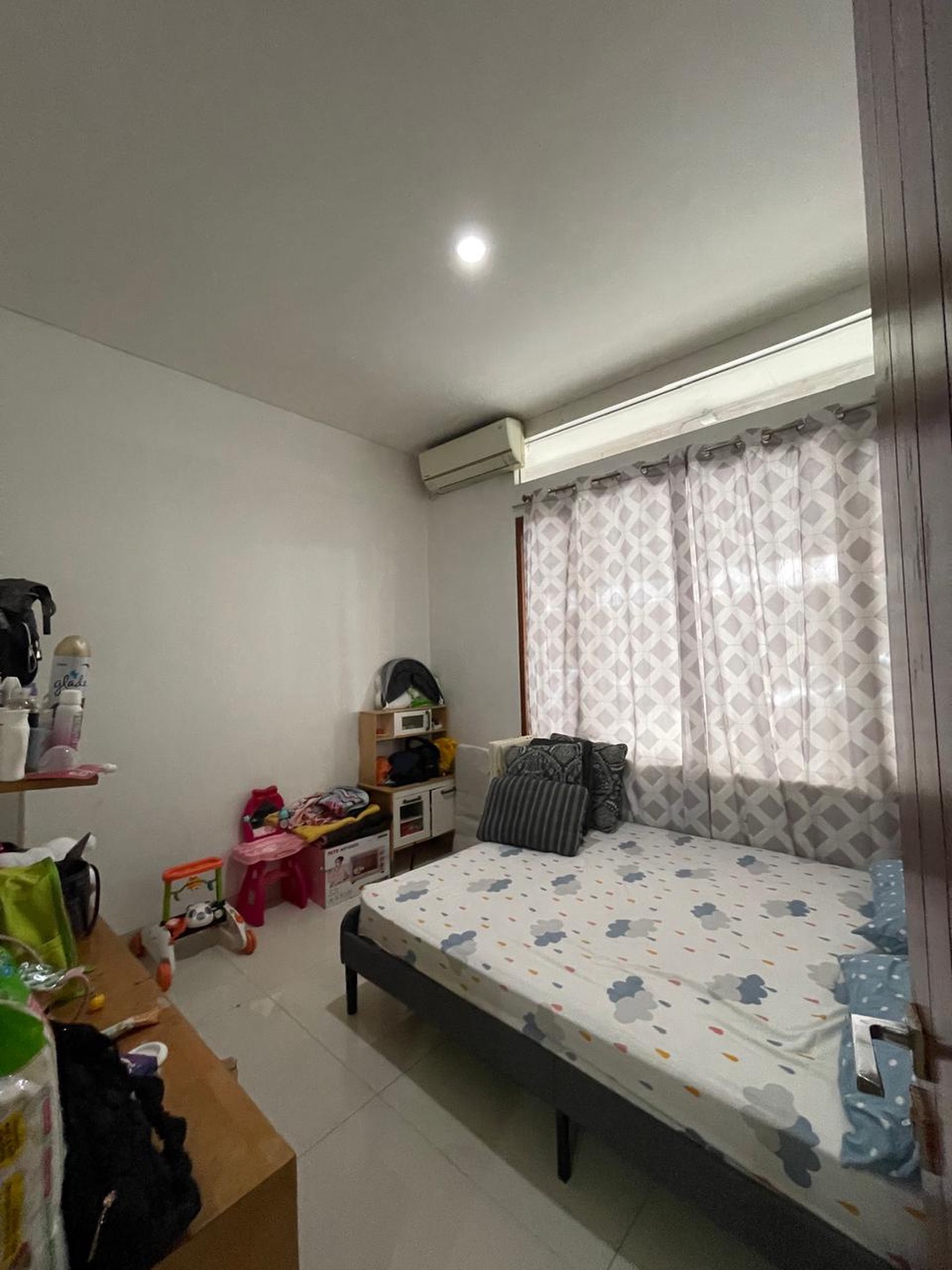 Rumah 2 Lantai Siap Huni dengan Hunian Nyaman dan Asri @Pondok Aren