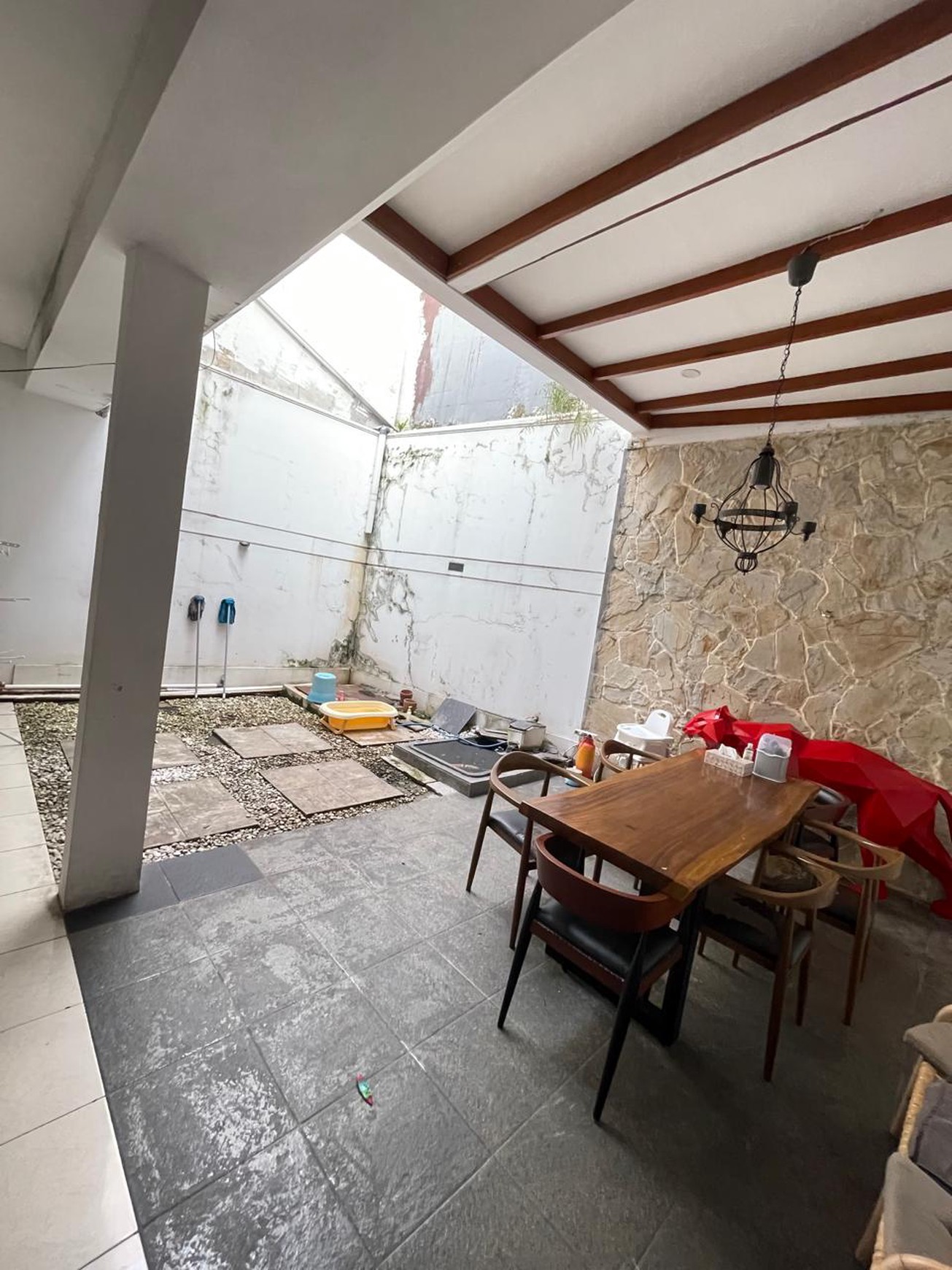 Rumah 2 Lantai Siap Huni dengan Hunian Nyaman dan Asri @Pondok Aren