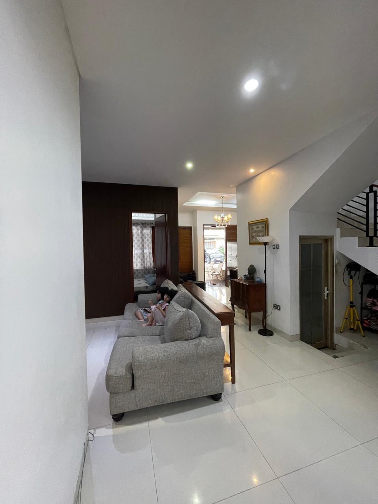Rumah 2 Lantai Siap Huni dengan Hunian Nyaman dan Asri @Pondok Aren