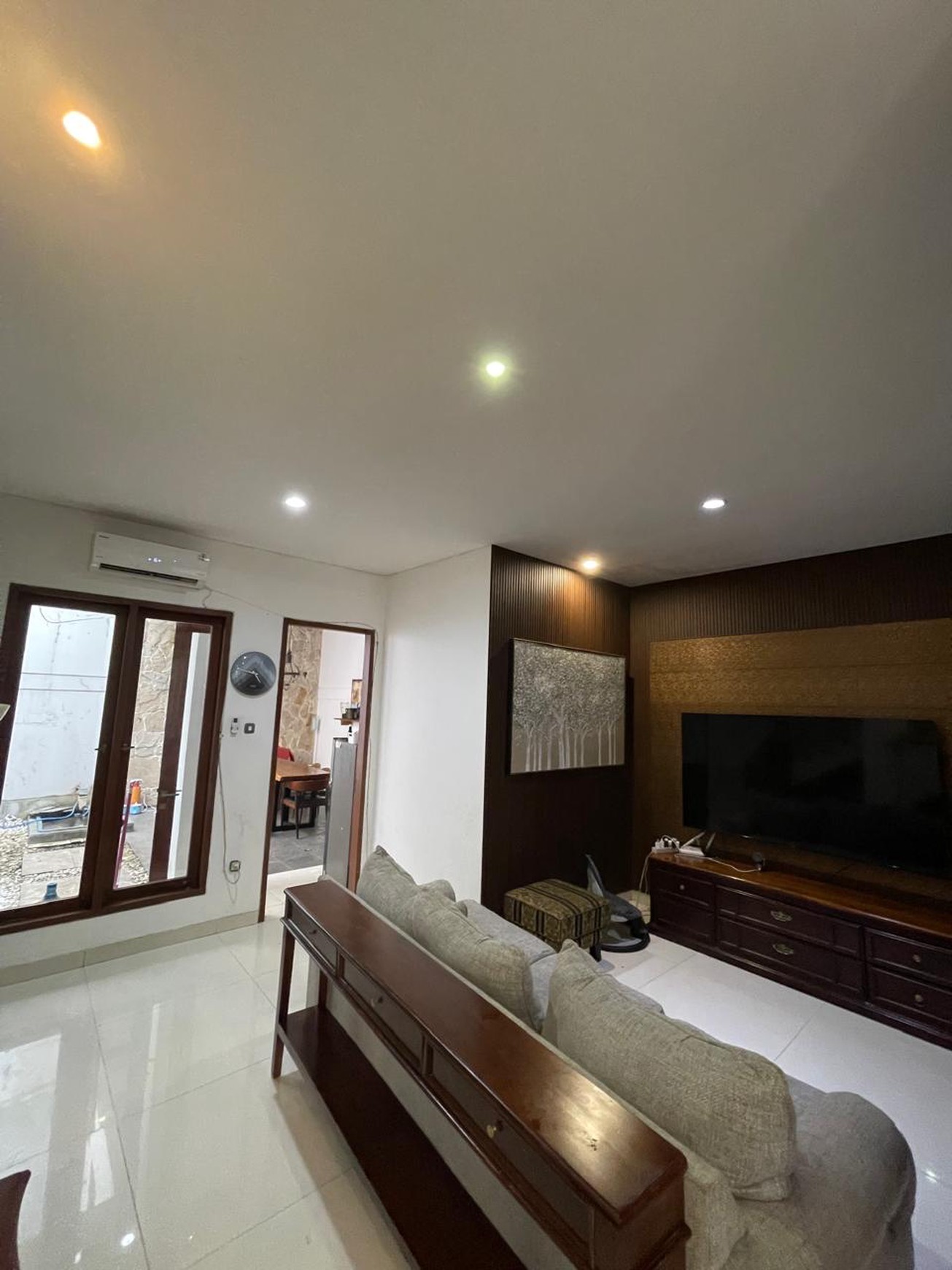 Rumah 2 Lantai Siap Huni dengan Hunian Nyaman dan Asri @Pondok Aren