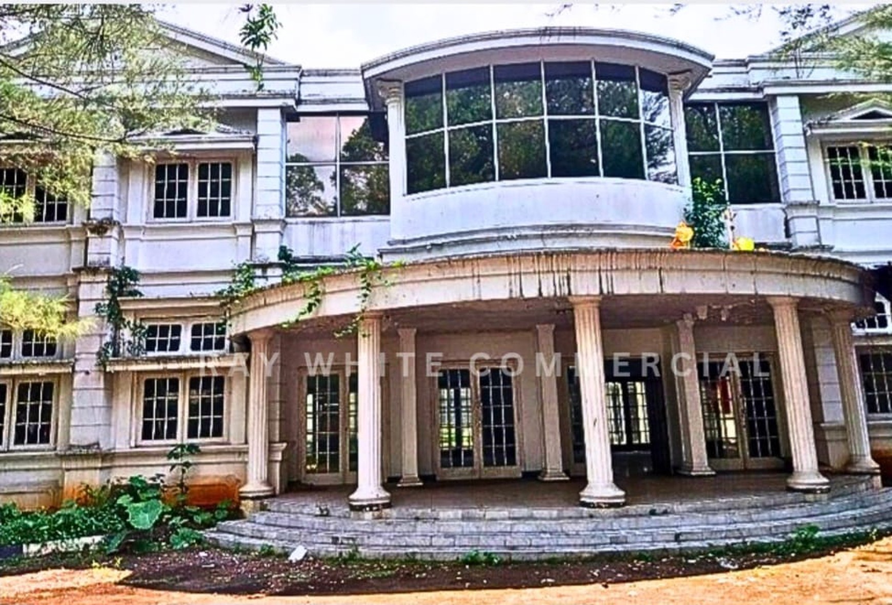 Hotspot di kemang timur raya, lokasi prime dan limted, di Jakarta Selatan