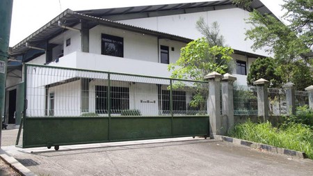 Gudang Siap Pakai di dalam Kawasan Industri Lippo Cikarang