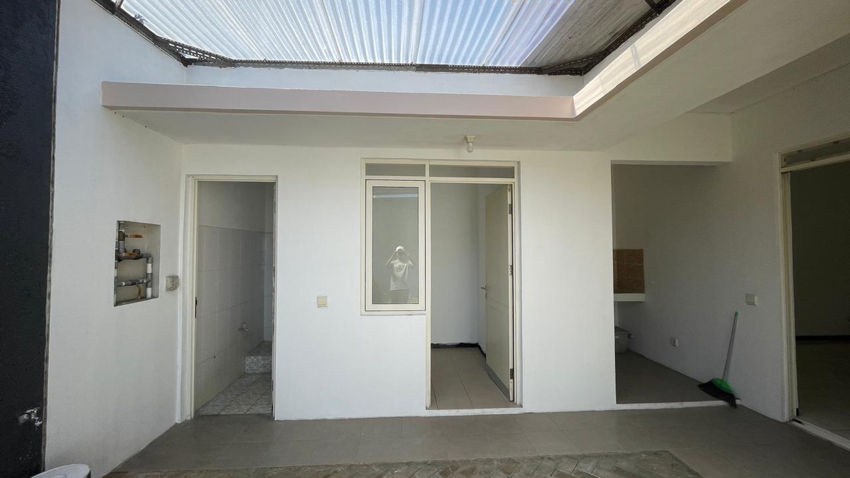 Rumah Hitung Tanah Area Cipete