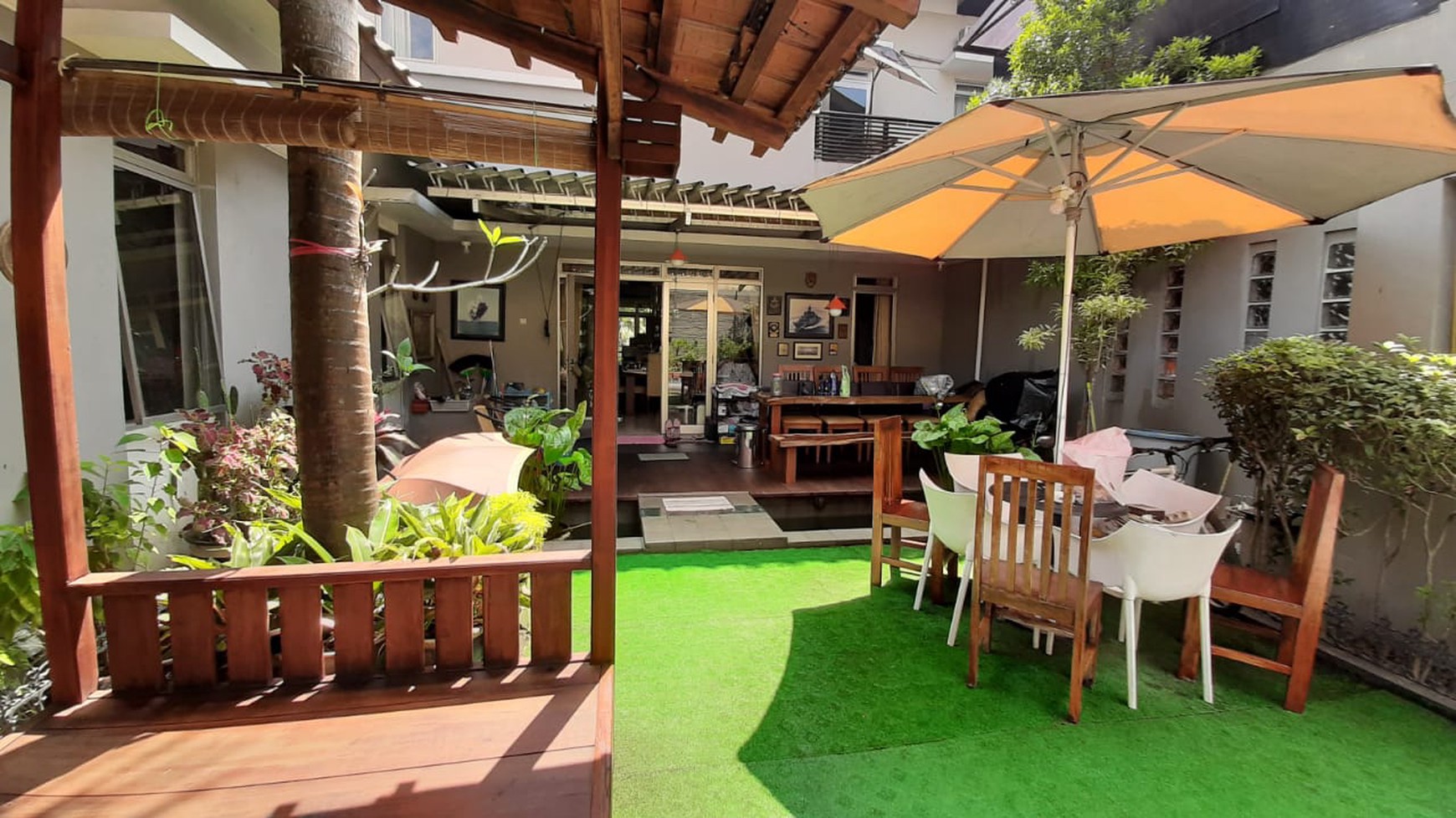 Rumah Hitung Tanah Area Cipete