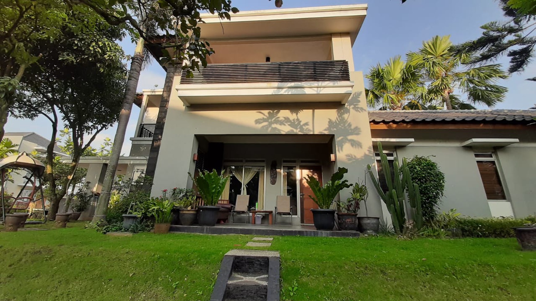 Rumah Hitung Tanah Area Cipete