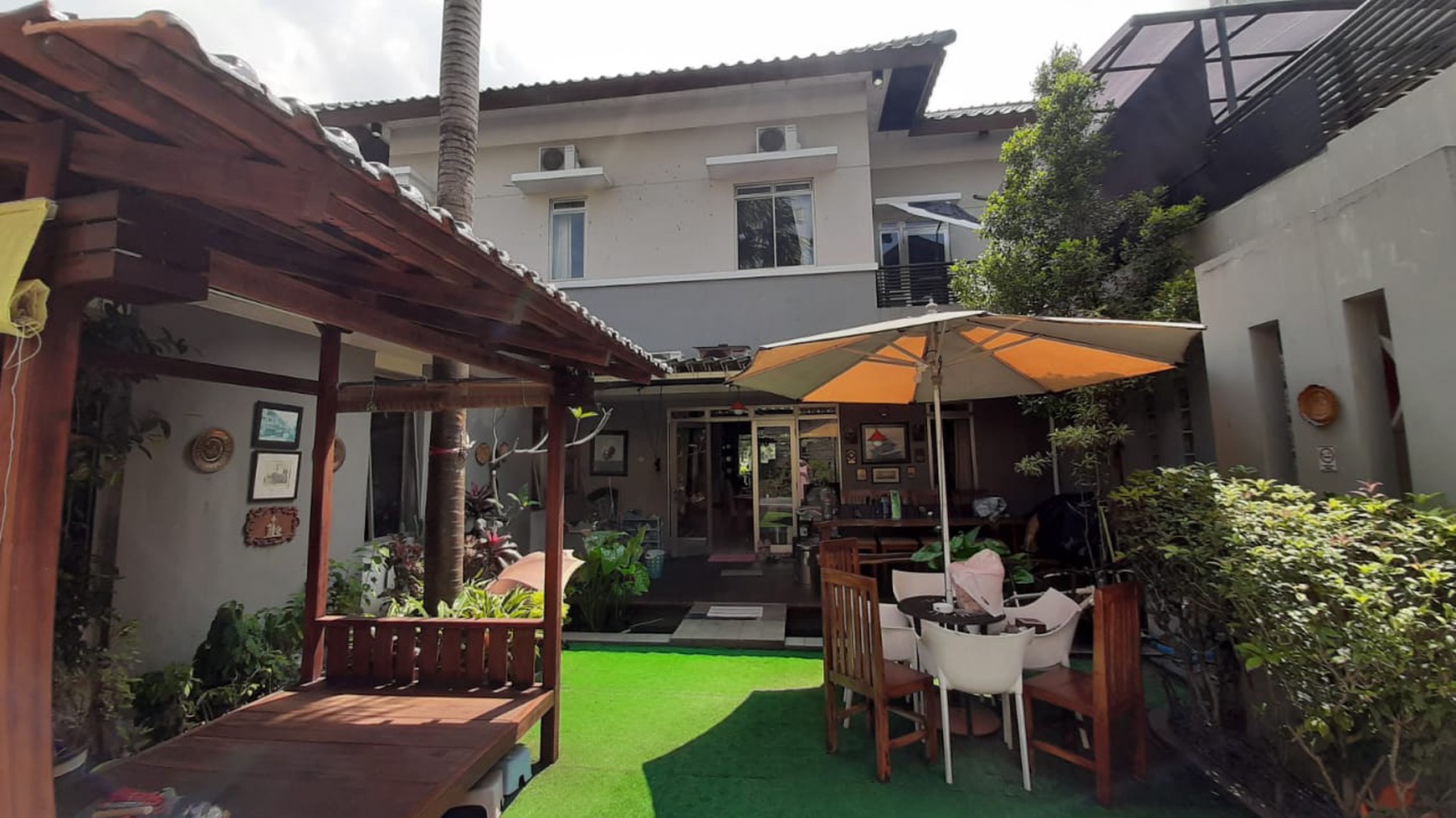 Rumah Hitung Tanah Area Cipete