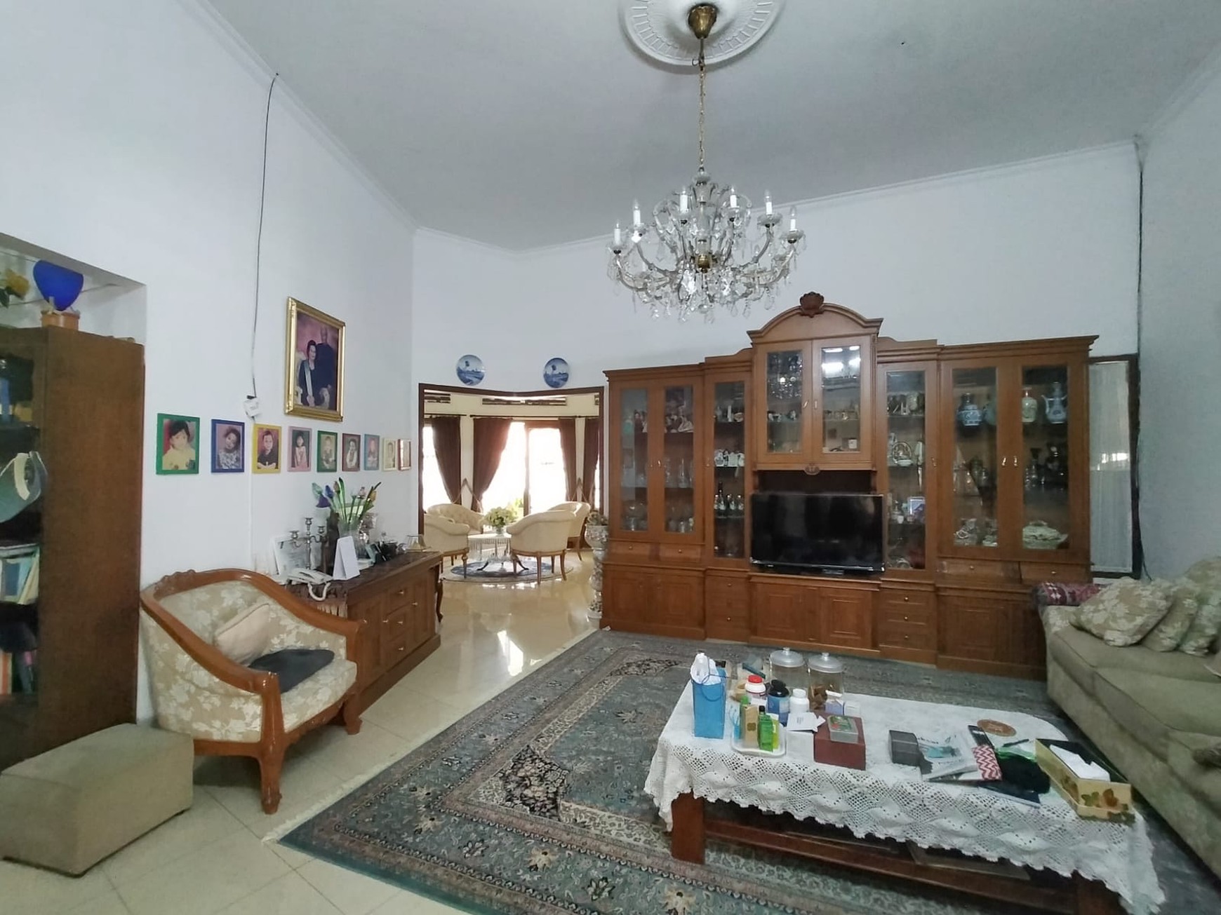 Rumah Lux Siap Huni di Sayap Riau, Bandung Kota