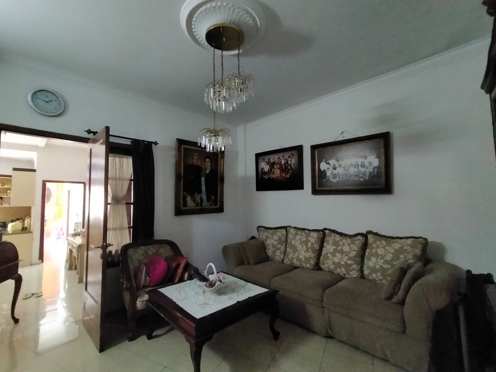 Rumah Lux Siap Huni di Sayap Riau, Bandung Kota