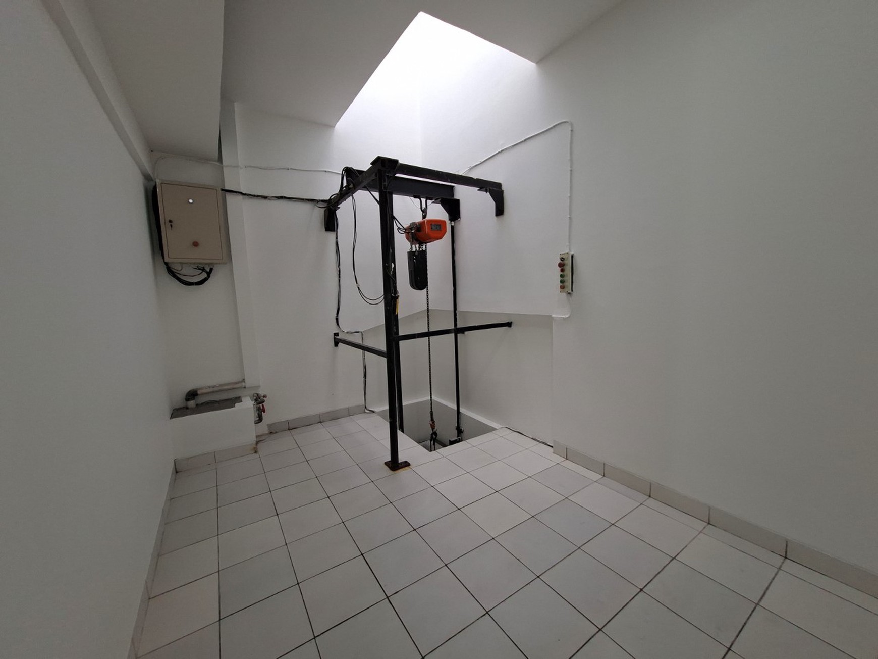 Ruko Bukit Gading Indah Kelapa Gading, Luas 4,5x16m2