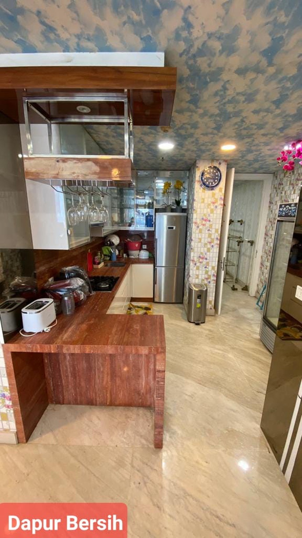 Apartemen Regatta Tower Dubai