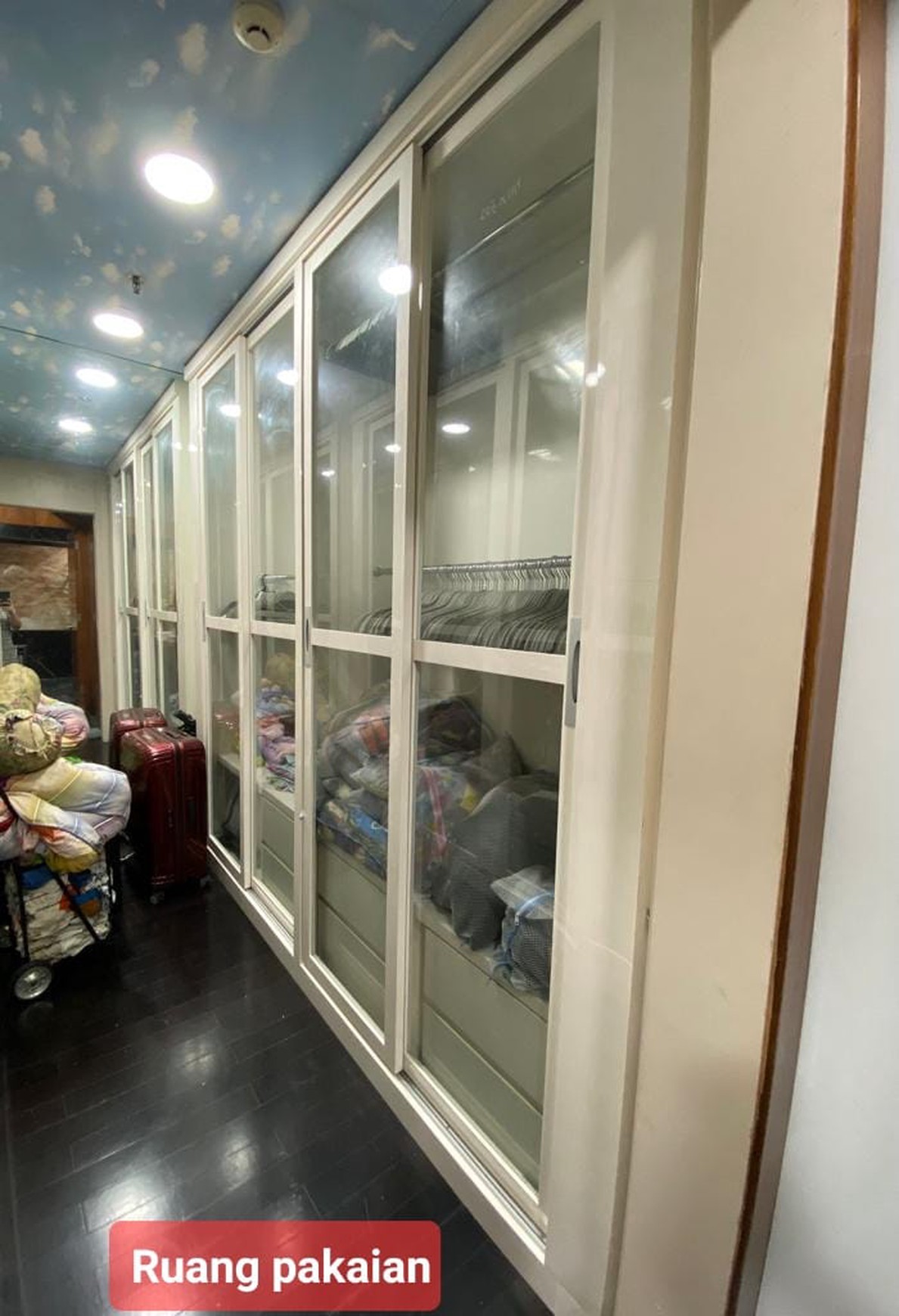 Apartemen Regatta Tower Dubai