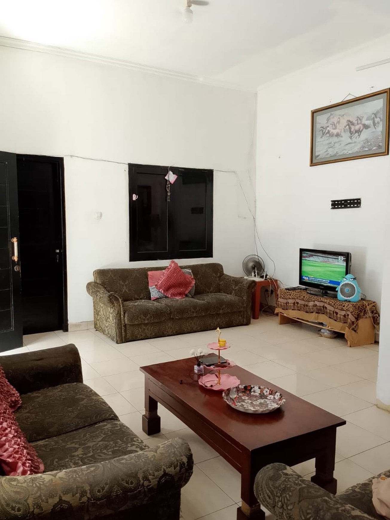 Rumah siap huni di Kavling DKI