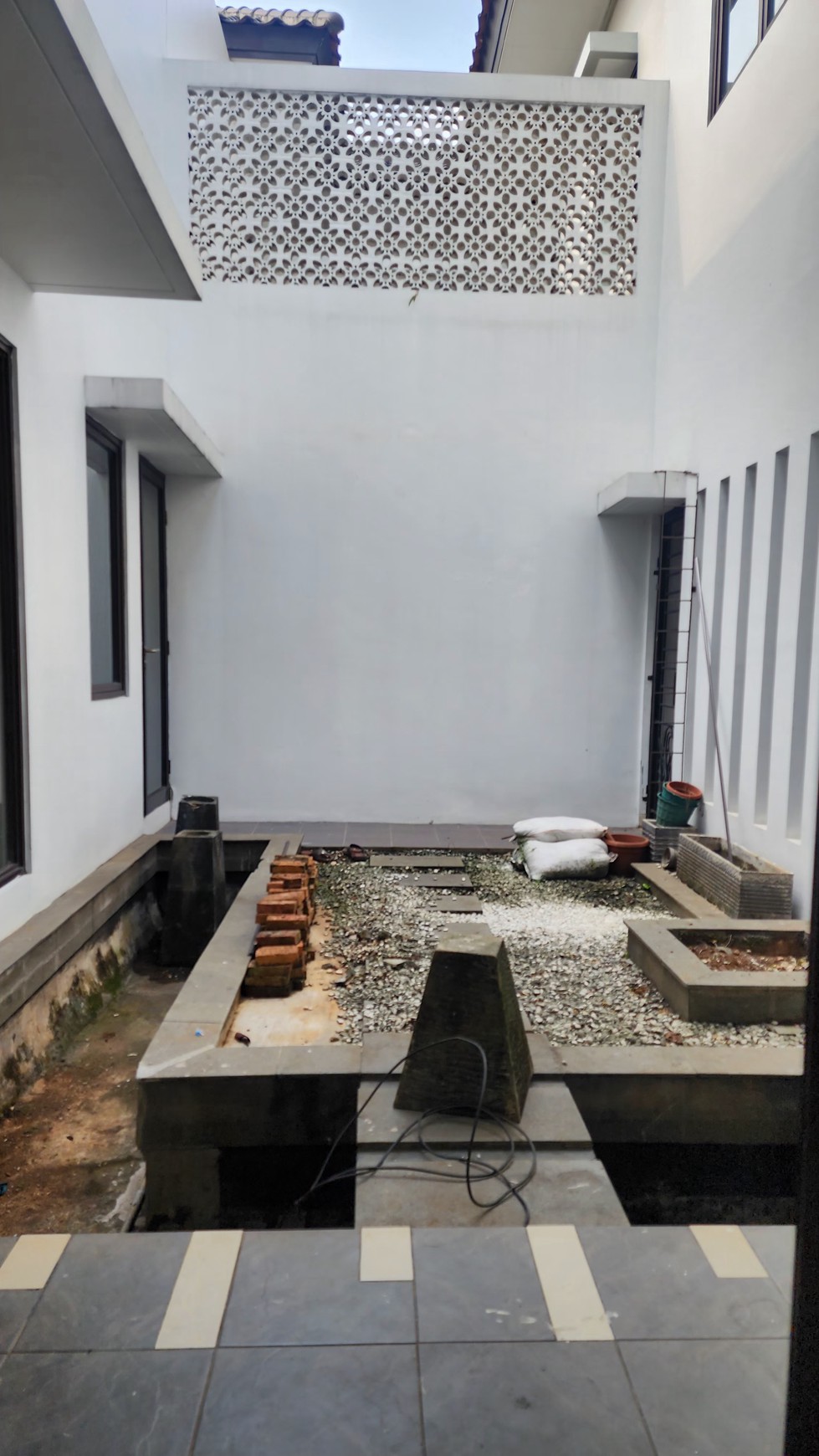 Rumah Siap Huni di Legenda Wisata 