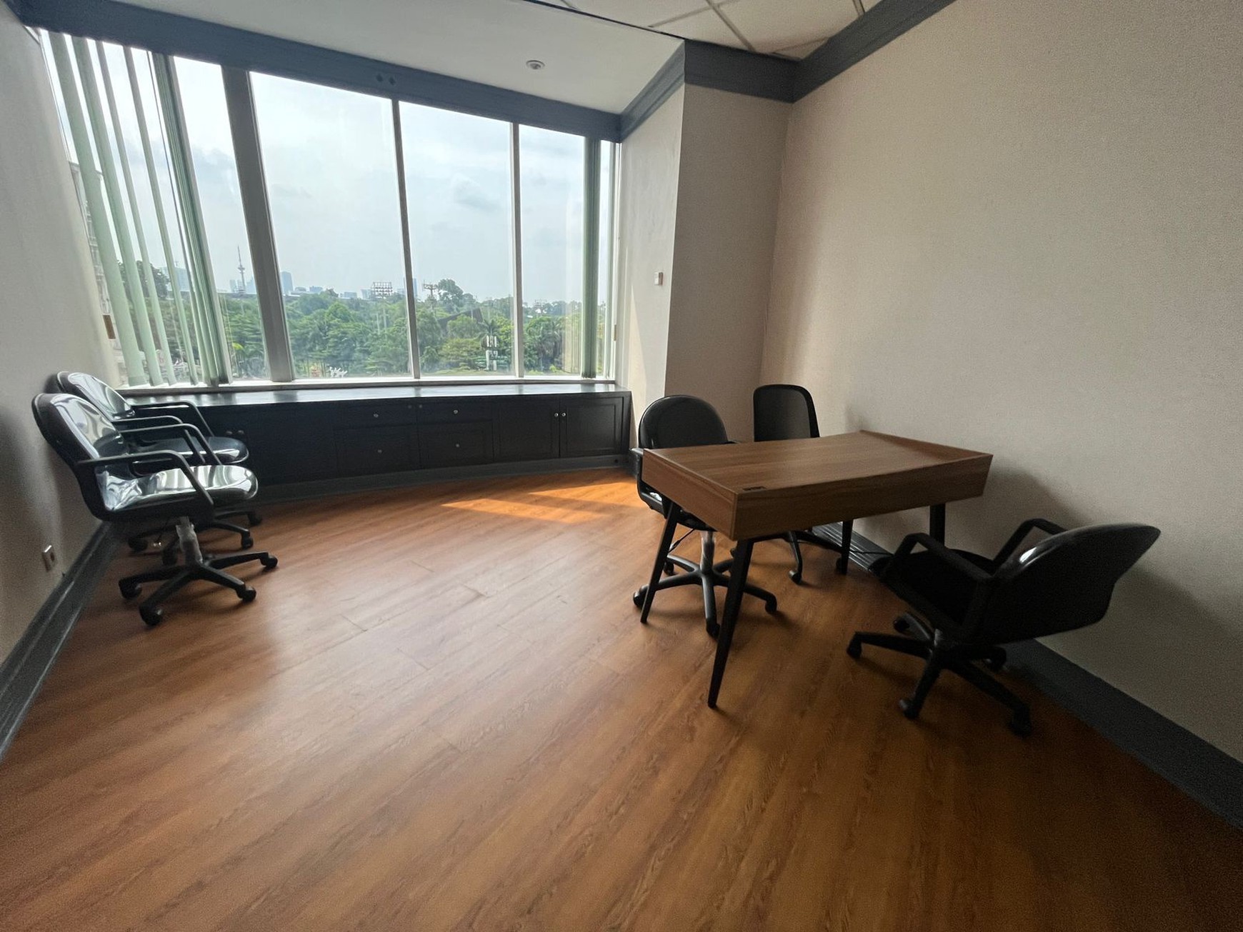 Office space di Menara Sudirman, Lt 7, Jakarta Selatan